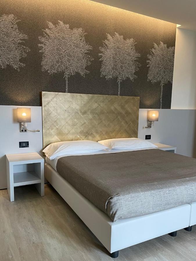 Hotel Tritone Caorle Kültér fotó
