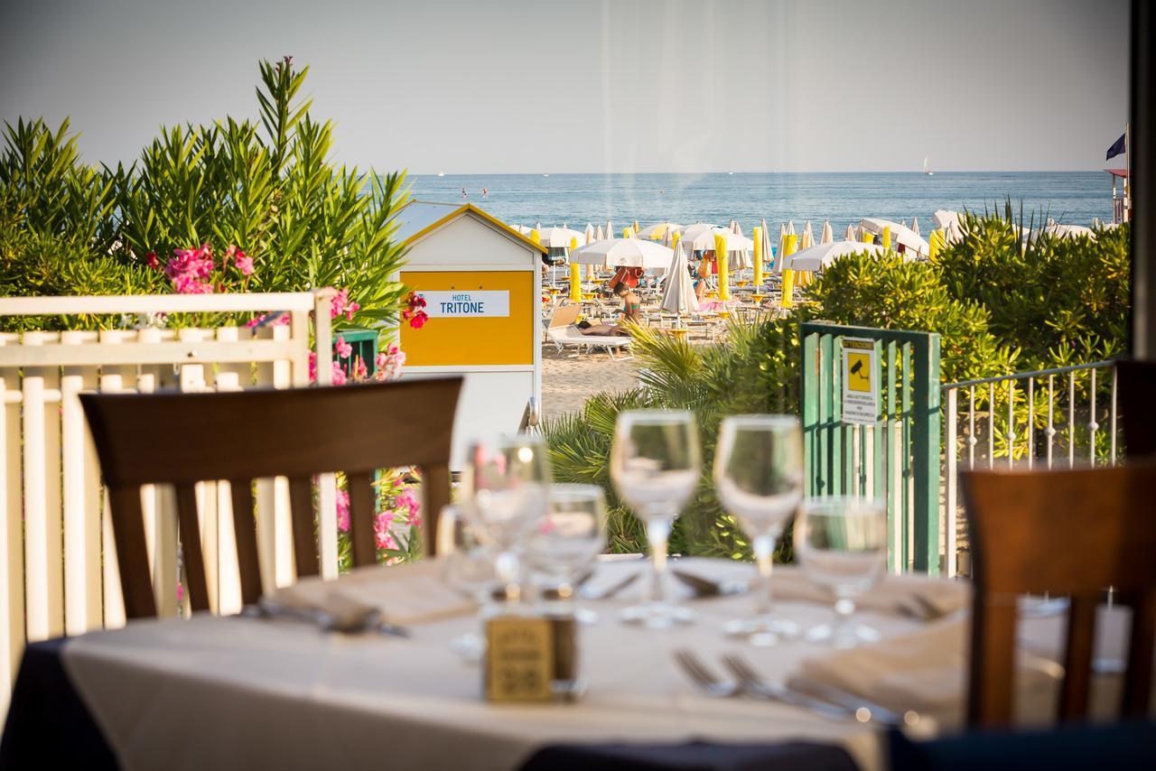 Hotel Tritone Caorle Kültér fotó