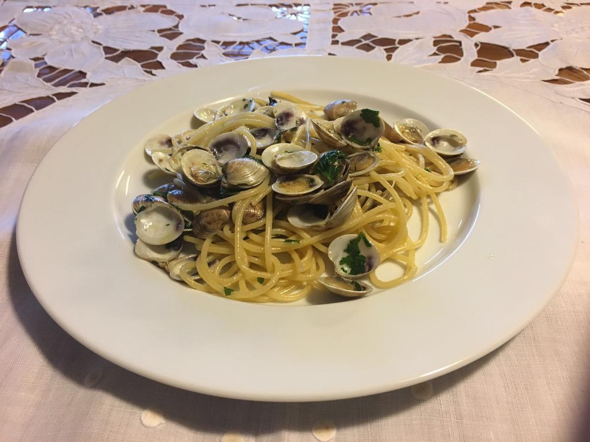 Hotel Tritone Caorle Kültér fotó