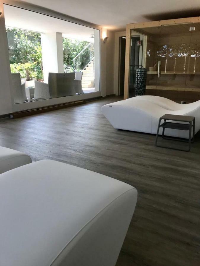 Hotel Tritone Caorle Kültér fotó